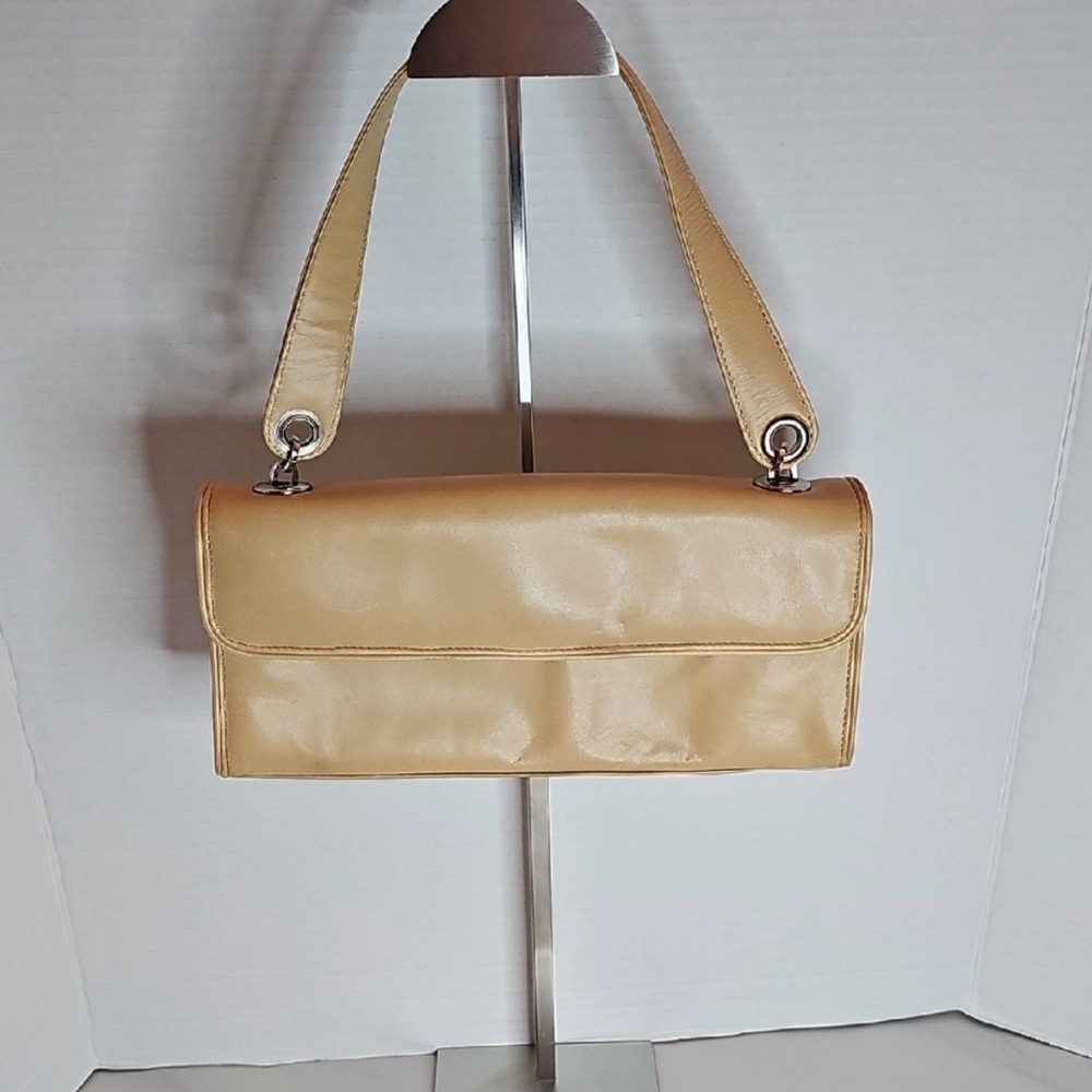 Elegant Tan Talbots Leather Shoulder Bag